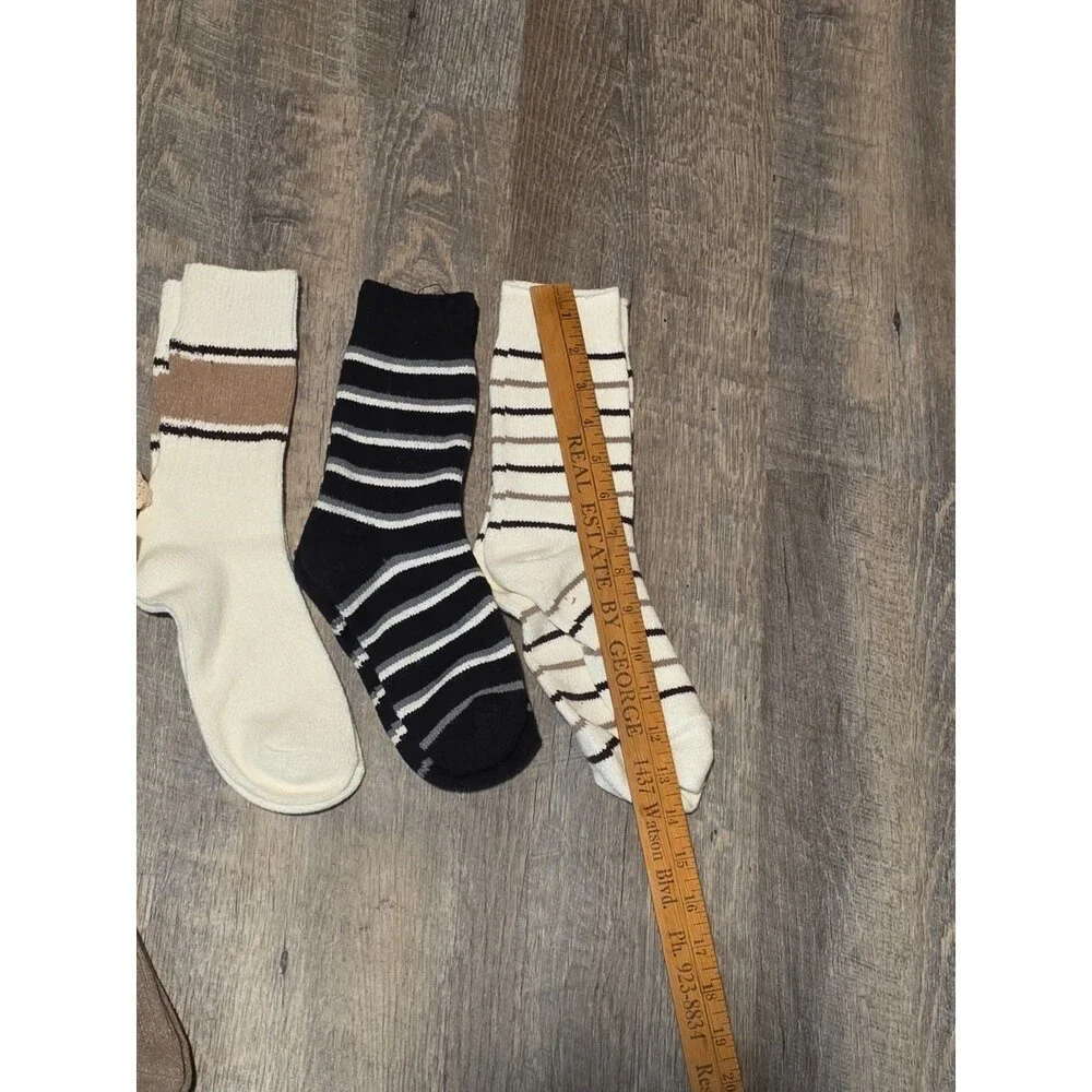 Muk Luks 5-Pair of Crew Height Cozy Women's Boot Socks for shoe size 6-11